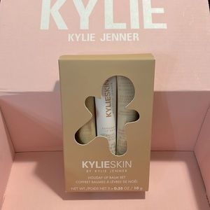 Kylie Cosmetics Holiday Lip Balm Set 2022